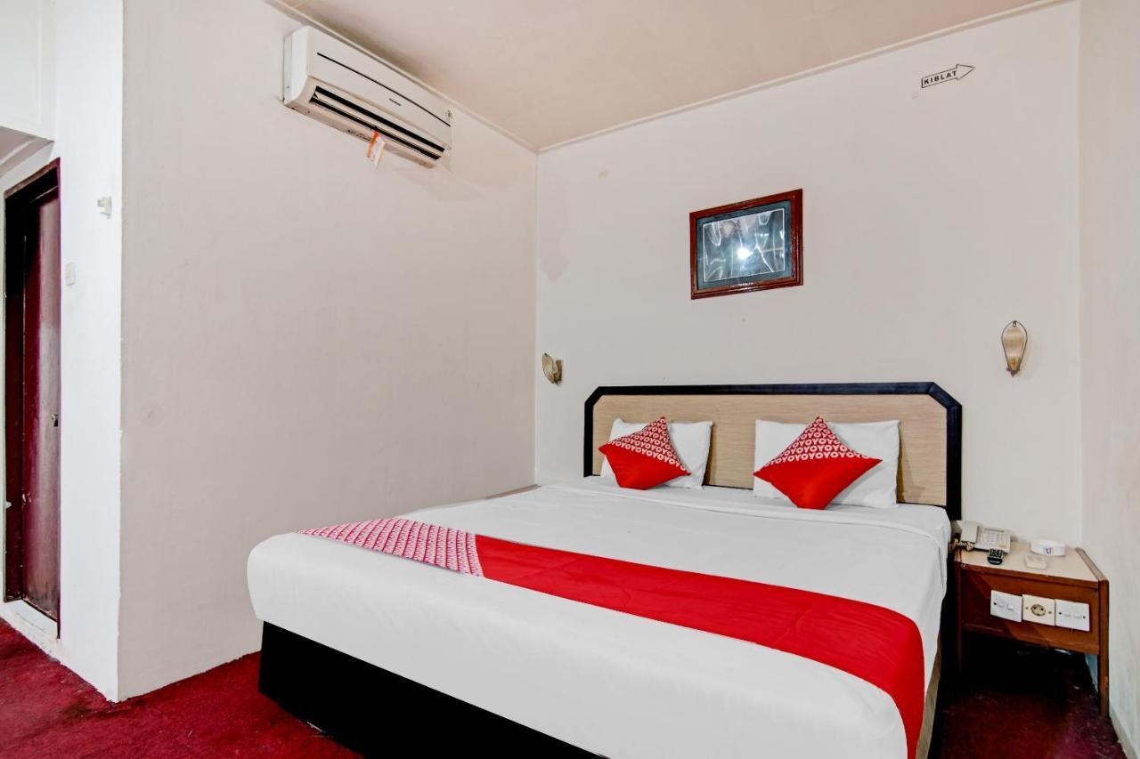 Oyo 90697 Hotel Wisata Dumai Esterno foto