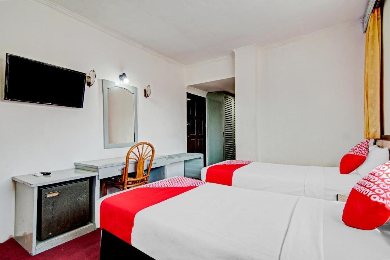 Oyo 90697 Hotel Wisata Dumai Esterno foto