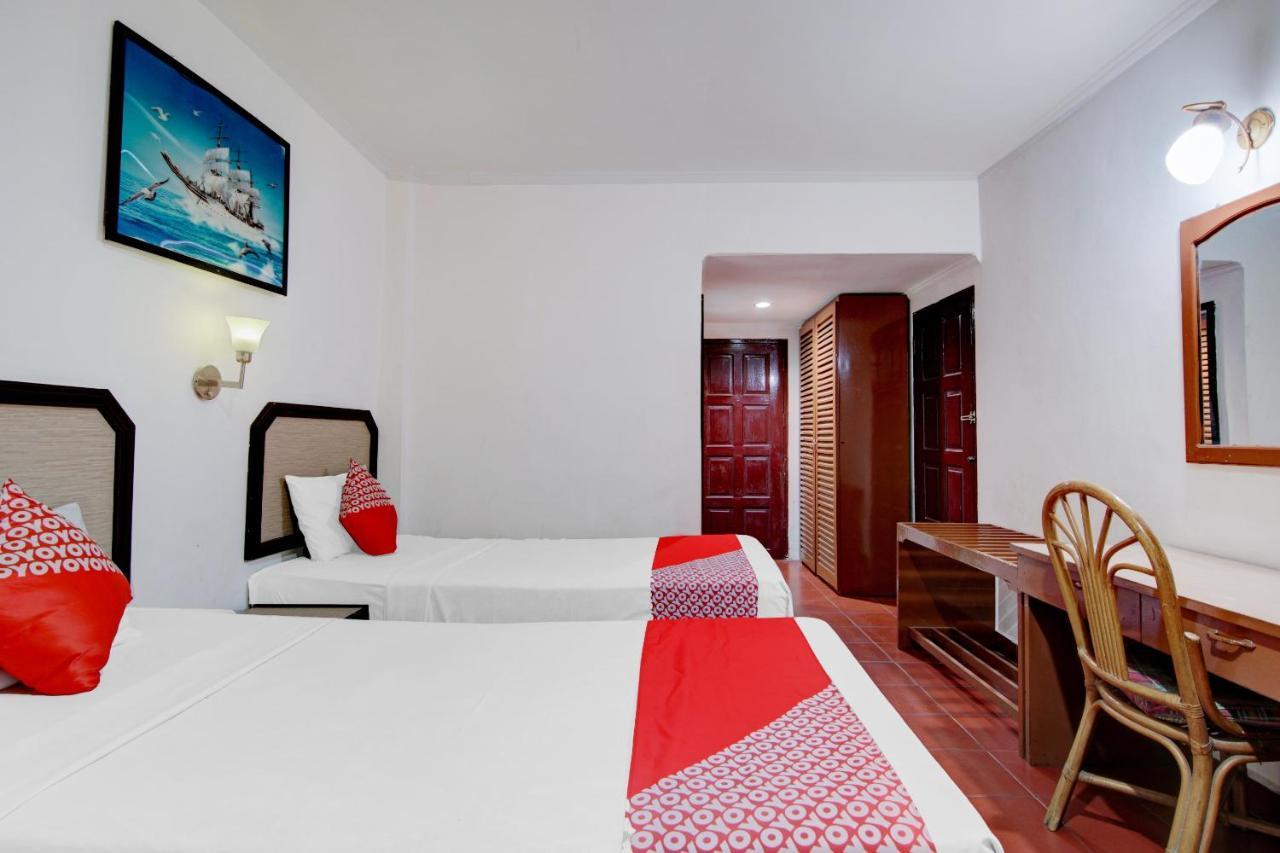 Oyo 90697 Hotel Wisata Dumai Esterno foto