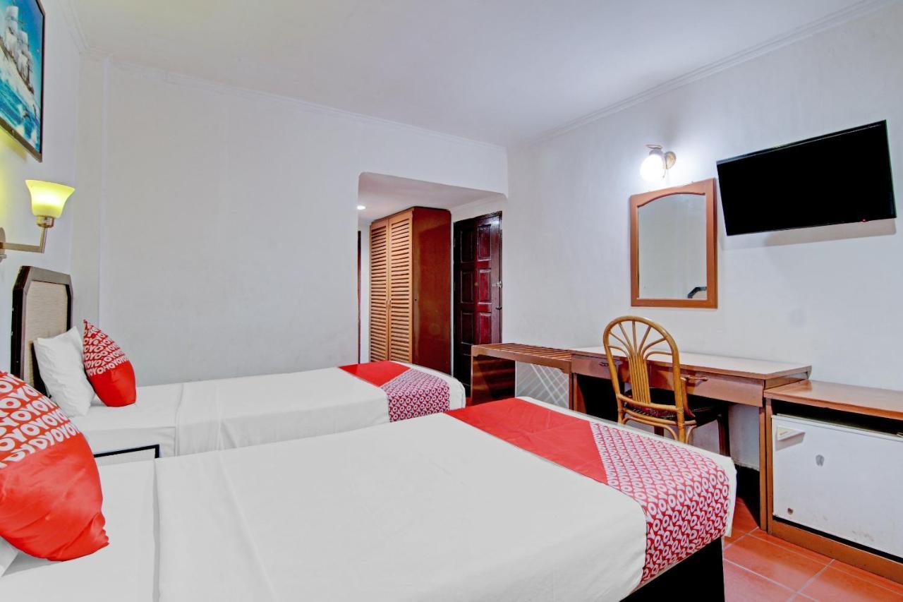 Oyo 90697 Hotel Wisata Dumai Esterno foto