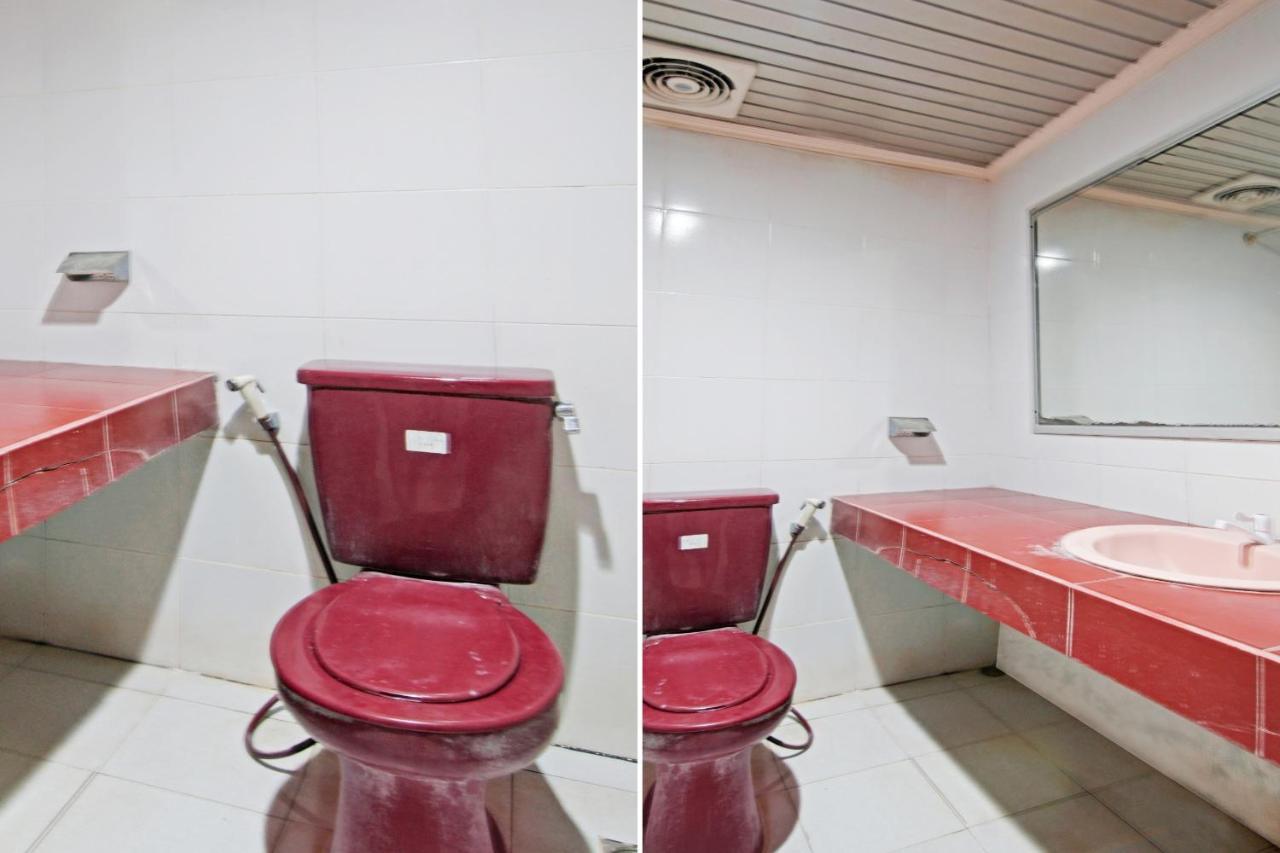 Oyo 90697 Hotel Wisata Dumai Esterno foto